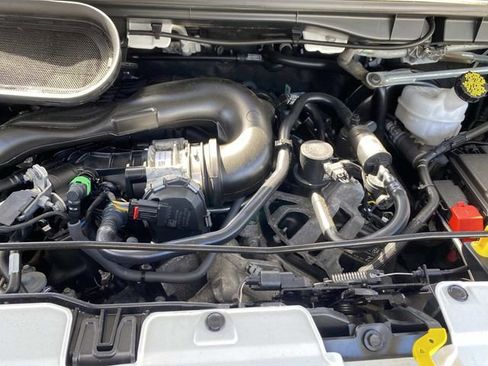 Used 2024 Ford Transit 250 Low Roof w/ Exterior Upgrade Package RWD image 29
