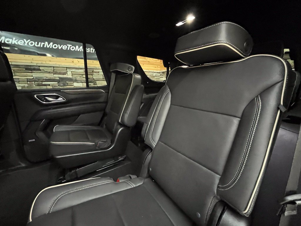 Used 2024 Chevrolet Tahoe Premier AWD/4WD image 47