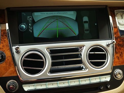 Used 2013 Rolls-Royce Ghost image 15