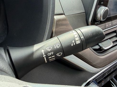 Certified 2023 Nissan Altima 2.5 SV AWD/4WD image 30