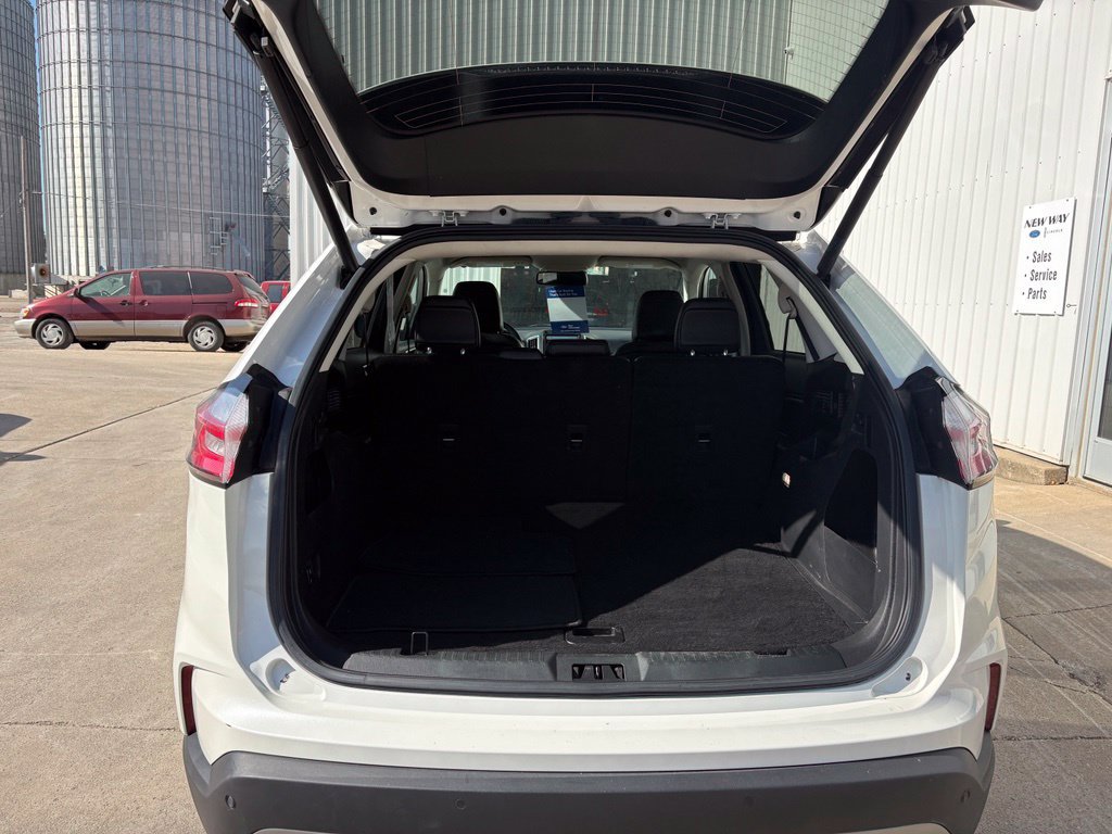 Used 2023 Ford Edge SEL w/ Convenience Package AWD/4WD image 7