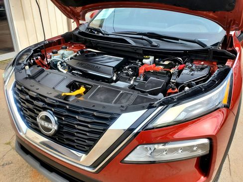 Used 2023 Nissan Rogue SV w/ SV Premium B Package FWD image 44