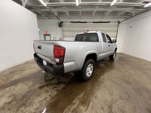 Used 2022 Toyota Tacoma SR image 6