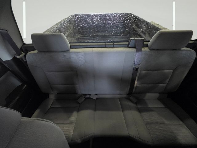 Used 2017 Chevrolet Silverado 1500 Custom w/ Custom Convenience Package AWD/4WD image 24