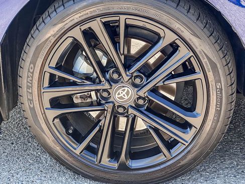Used 2025 Toyota Camry SE FWD image 13