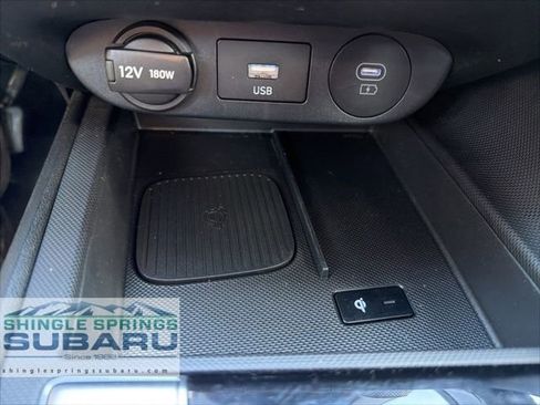 Used 2025 Hyundai Elantra SEL image 48