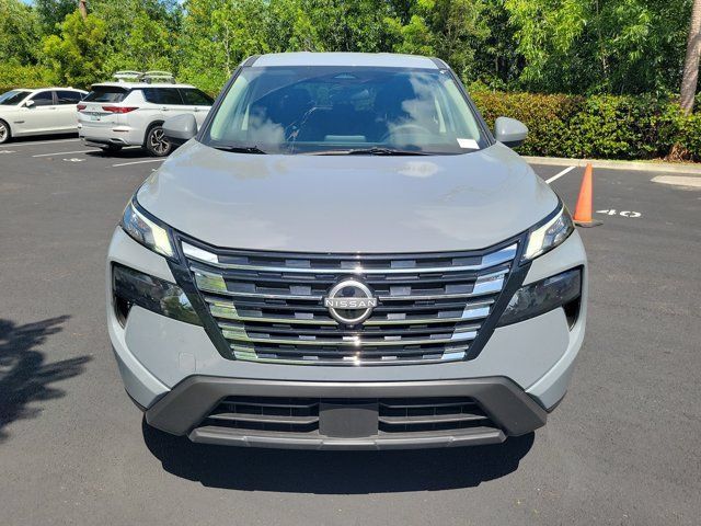 Certified 2026 Nissan Rogue SV FWD image 7