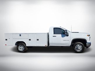 New 2025 Chevrolet Silverado 3500 W/T w/ WT Convenience Package AWD/4WD video 2