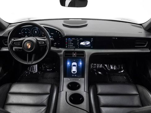 Used 2023 Porsche Taycan 4 Cross Turismo image 22