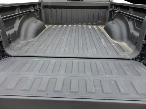 Used 2023 RAM 1500 Laramie AWD/4WD image 26