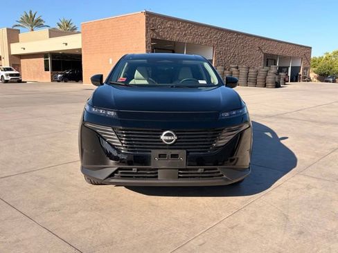 Used 2025 Nissan Murano SV AWD/4WD image 4