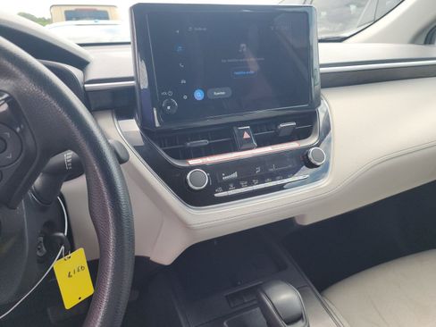 Used 2026 Toyota Corolla Cross L FWD image 15