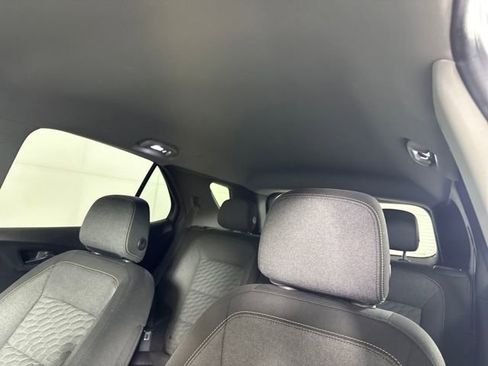 Used 2018 Chevrolet Equinox LT image 12