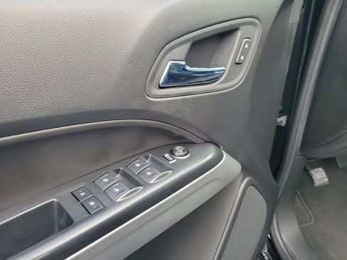 Used 2021 Chevrolet Colorado ZR2 image 18