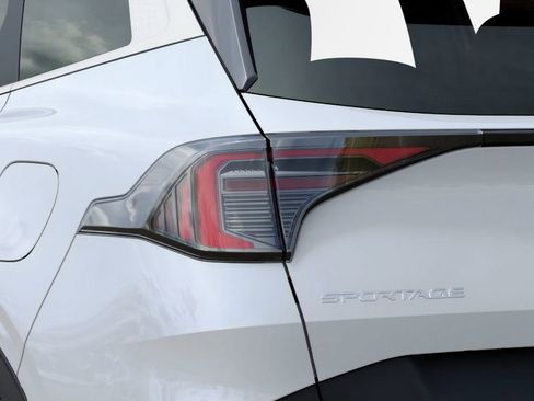 New 2026 Kia Sportage EX image 11