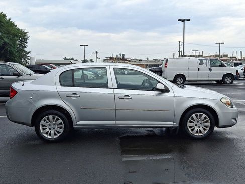 Used 2010 Chevrolet Cobalt LT FWD image 7