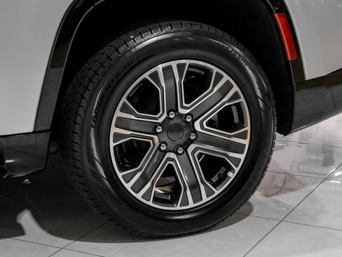 Used 2023 Jeep Wagoneer Series II image 53