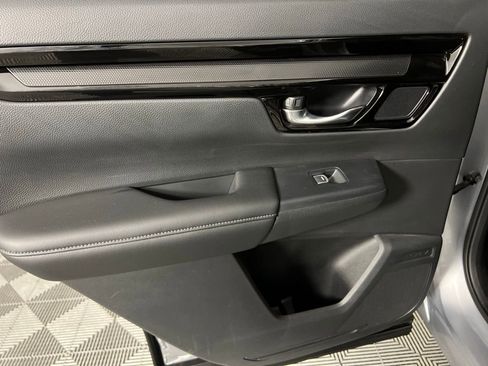 Used 2025 Honda CR-V EX-L image 26