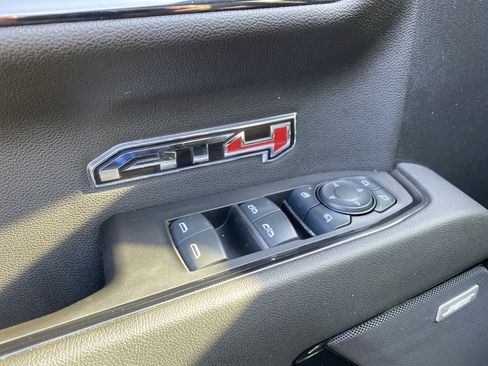 Used 2024 GMC Sierra 1500 AT4 w/ AT4 Premium Package image 25