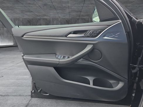 Used 2024 BMW X3 xDrive30i w/ Premium Package image 26