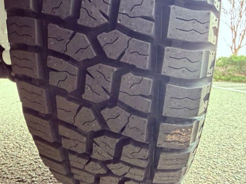 Used 2022 Jeep Wrangler Unlimited Sahara image 18