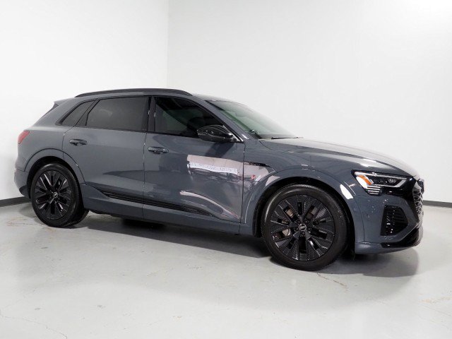 Used 2024 Audi Q8 e-tron Prestige AWD/4WD image 1