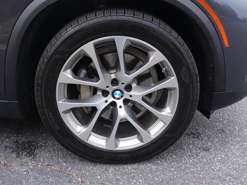 Used 2019 BMW X5 xDrive40i w/ Convenience Package image 44