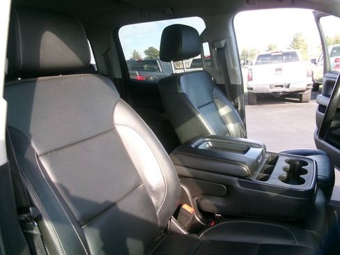 Used 2018 Chevrolet Silverado 1500 LTZ w/ LTZ Plus Package AWD/4WD image 27