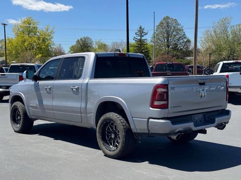 Used 2019 RAM 1500 Laramie w/ Sport Appearance Package AWD/4WD image 4