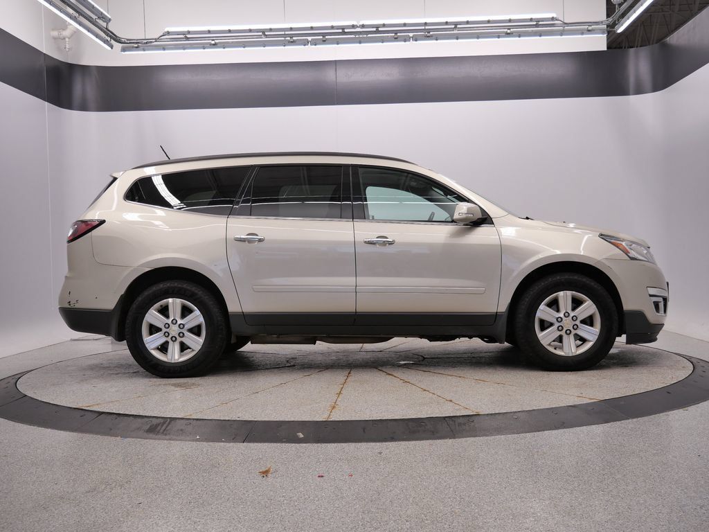 Used 2014 Chevrolet Traverse LT AWD/4WD image 8