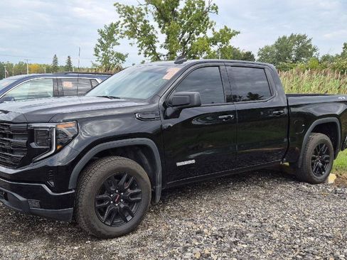 Used 2024 GMC Sierra 1500 Elevation AWD/4WD image 1