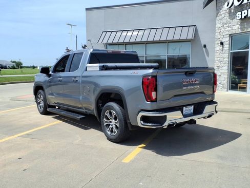 Used 2019 GMC Sierra 1500 SLE w/ X31 Off-Road Package AWD/4WD image 3