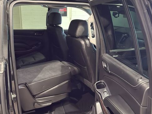 Used 2017 GMC Yukon XL SLT w/ HD Trailering Package AWD/4WD image 15