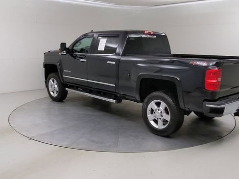 Used 2018 Chevrolet Silverado 2500 LTZ w/ Duramax Plus Package AWD/4WD image 16