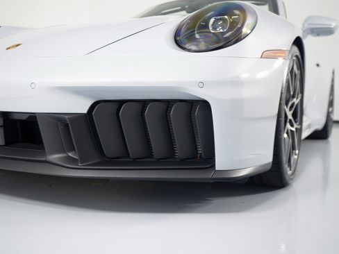 Certified 2026 Porsche 911 GTS image 46