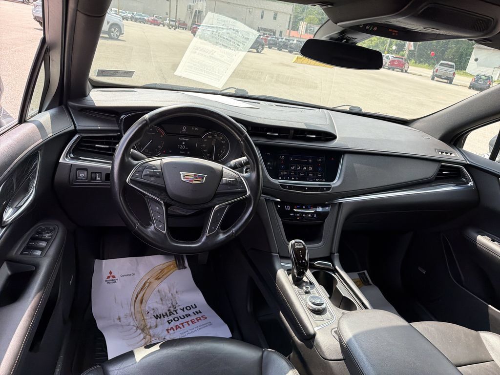 Used 2021 Cadillac XT5 Premium Luxury AWD/4WD image 15