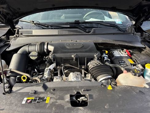 Used 2024 Jeep Compass Latitude image 26