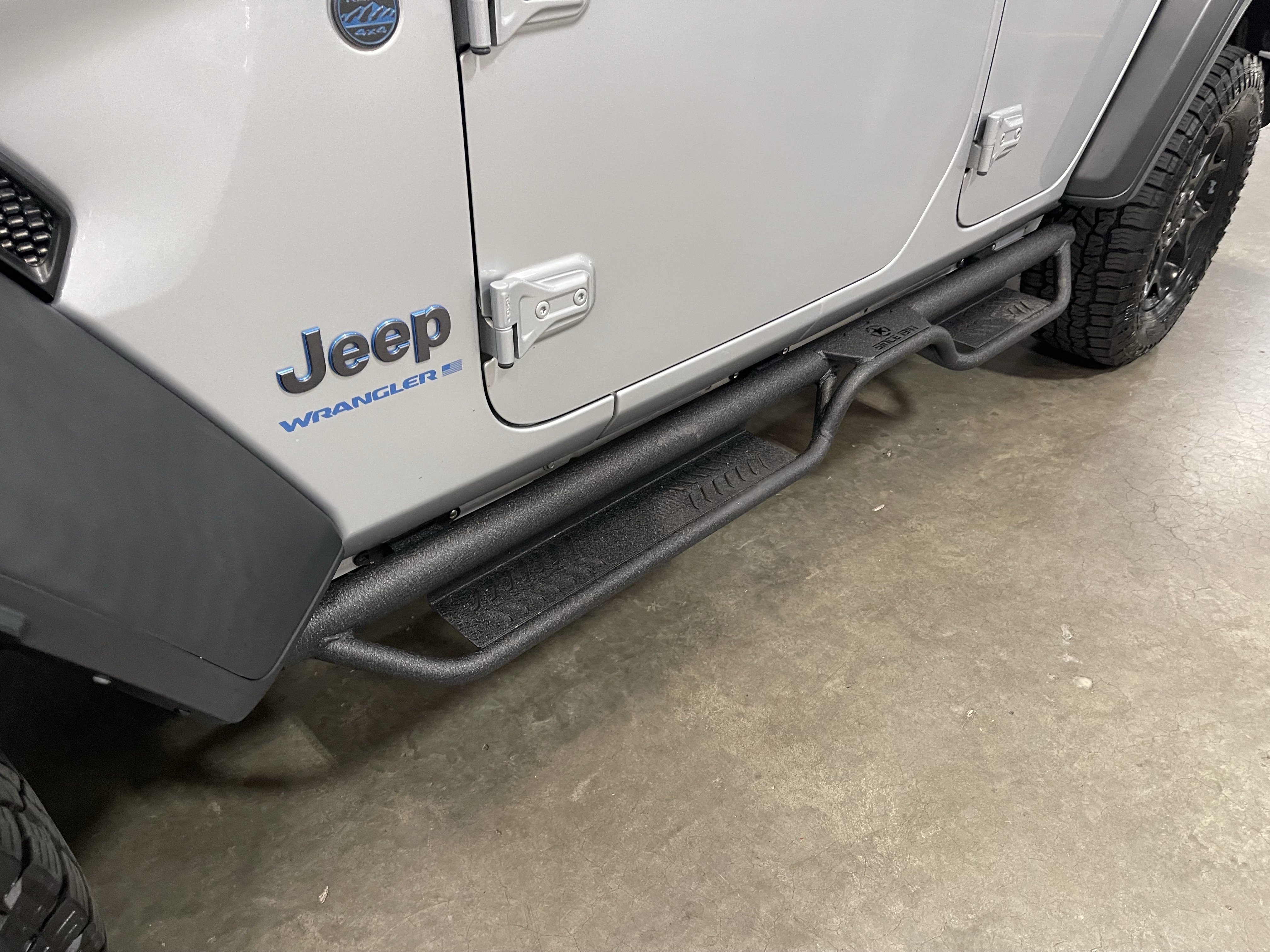 Used 2023 Jeep Wrangler Unlimited AWD/4WD image 10