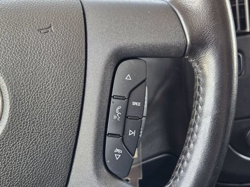 Used 2021 Chevrolet Express 3500 w/ Driver Convenience Package RWD image 31