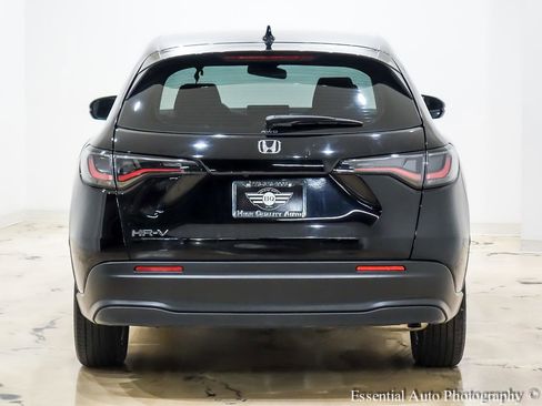 Used 2023 Honda HR-V LX image 7