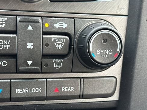 Used 2012 Honda Pilot EX image 30