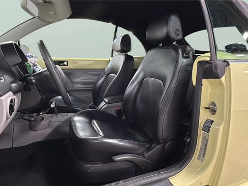 Used 2005 Volkswagen Beetle GLS image 17
