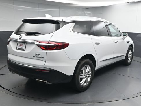 Used 2019 Buick Enclave Premium FWD image 7