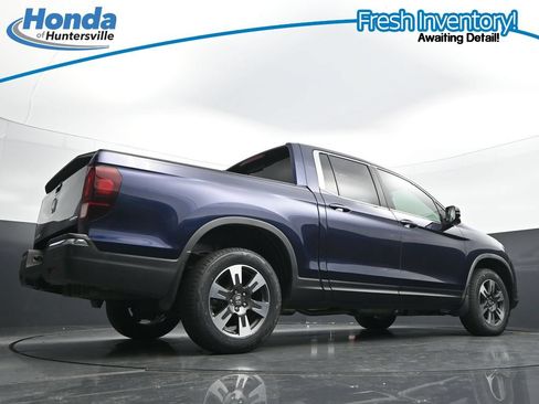 Used 2019 Honda Ridgeline RTL-T image 35