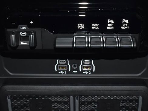 New 2026 RAM 2500 Laramie w/ Towing Technology Group image 19