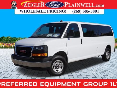 Used 2023 GMC Savana 3500 LT w/ LT Preferred Equipment Group image 1