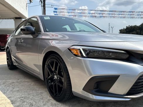 Used 2024 Honda Civic Sport image 17