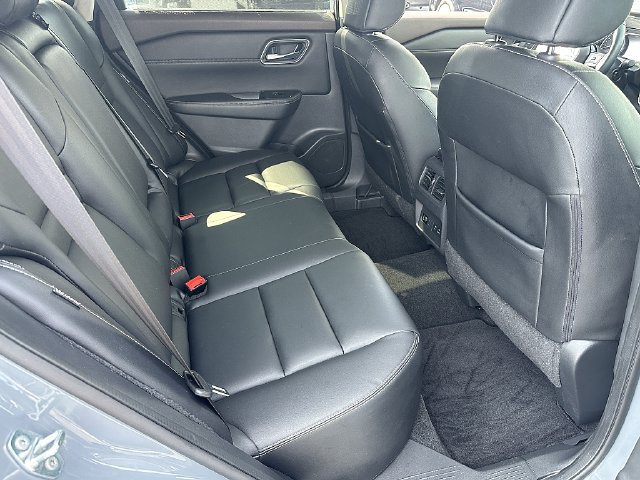 Used 2021 Nissan Rogue SL FWD image 13