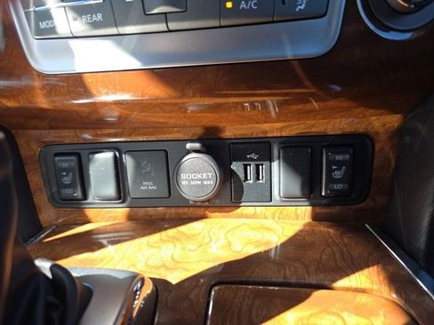 Used 2018 INFINITI QX80 4WD w/ Driver Assistance Package image 33