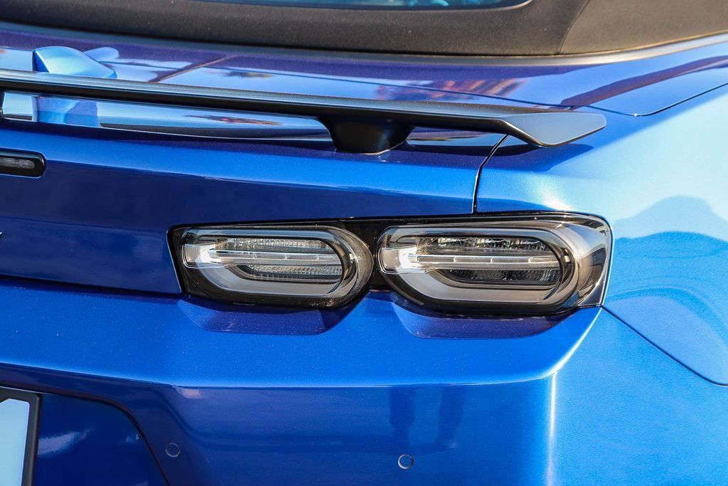 Used 2023 Chevrolet Camaro ZL1 RWD image 10